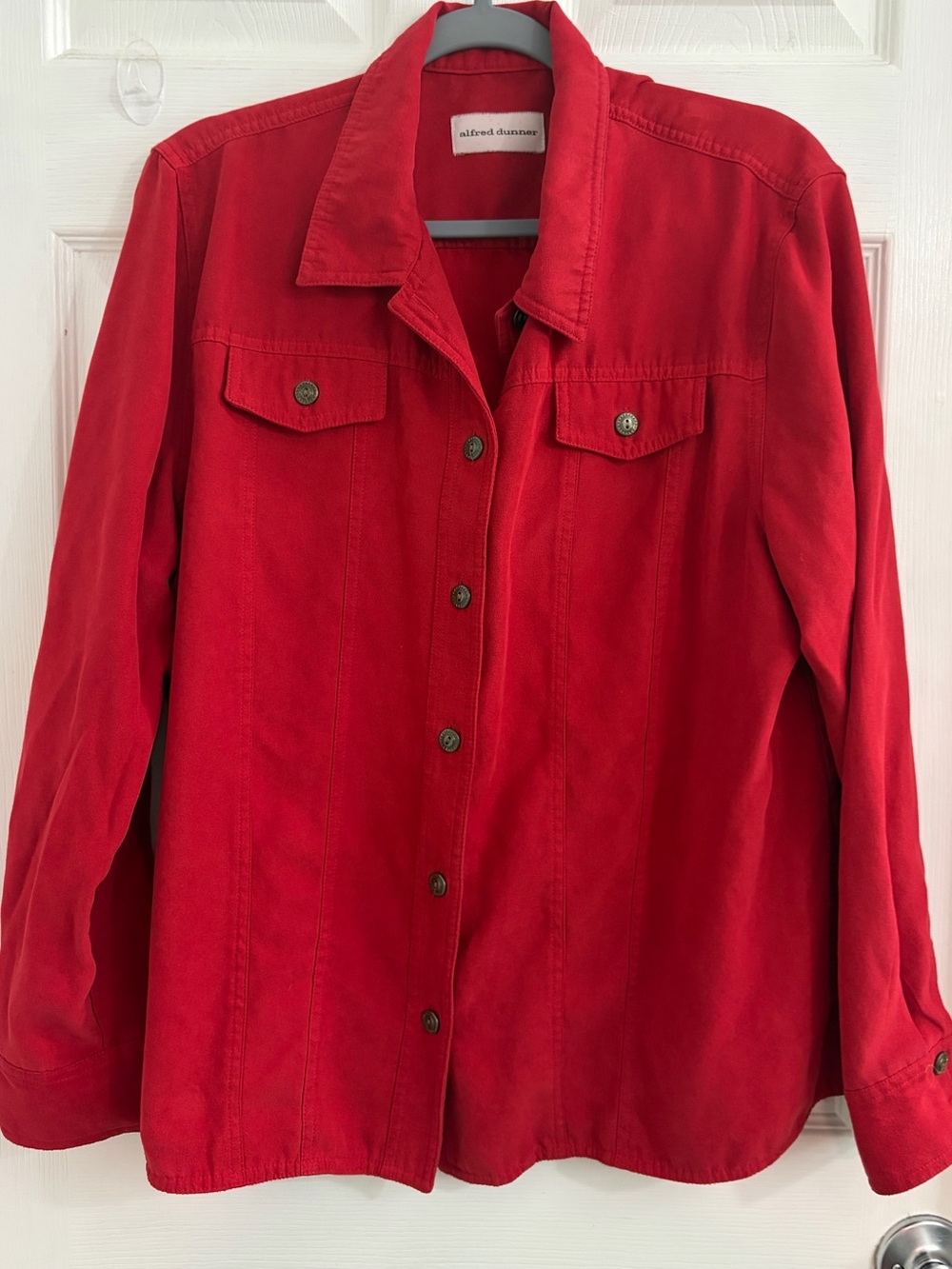 Alfred Dunner Red Button-Front faux suede Shirt Jacket. Size 18